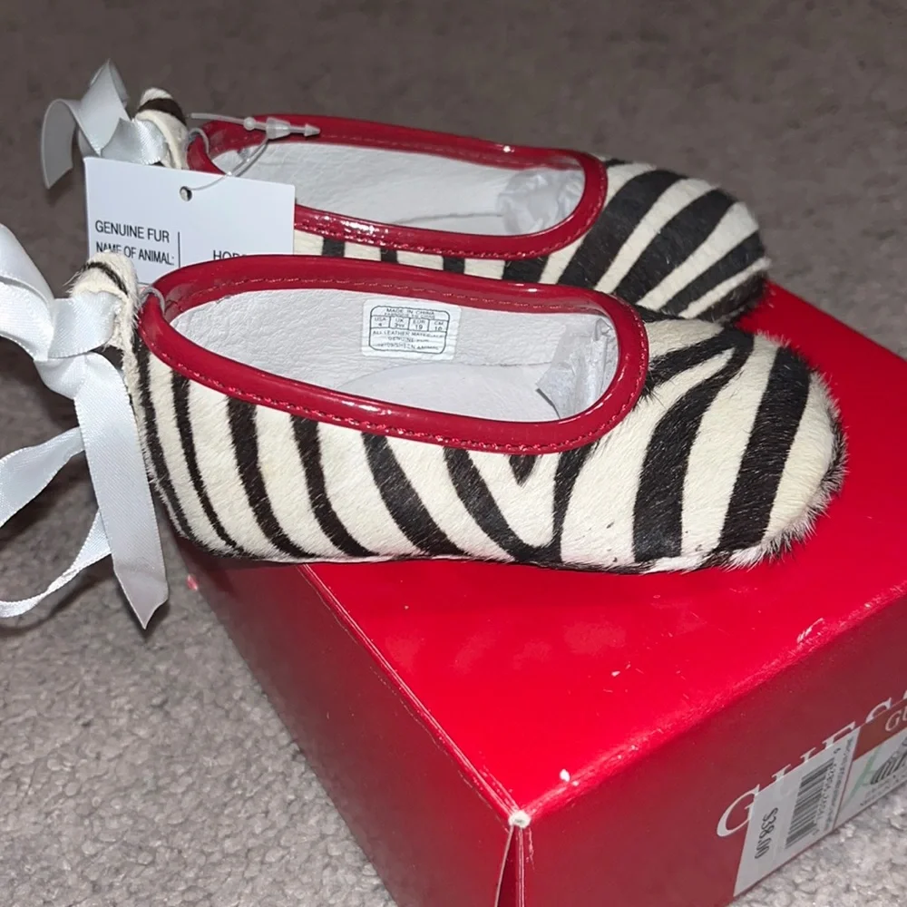 Guess Zebra Infant Baby Shoes Ballerina new Girls Size 4, 9-12 Months